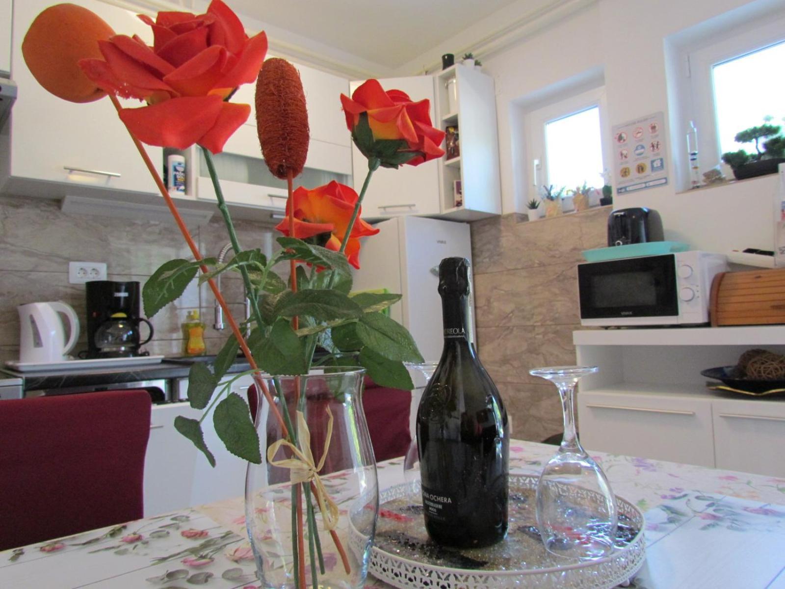 Apartments Bura & Jugo, Cres, Without Stress ภายนอก รูปภาพ