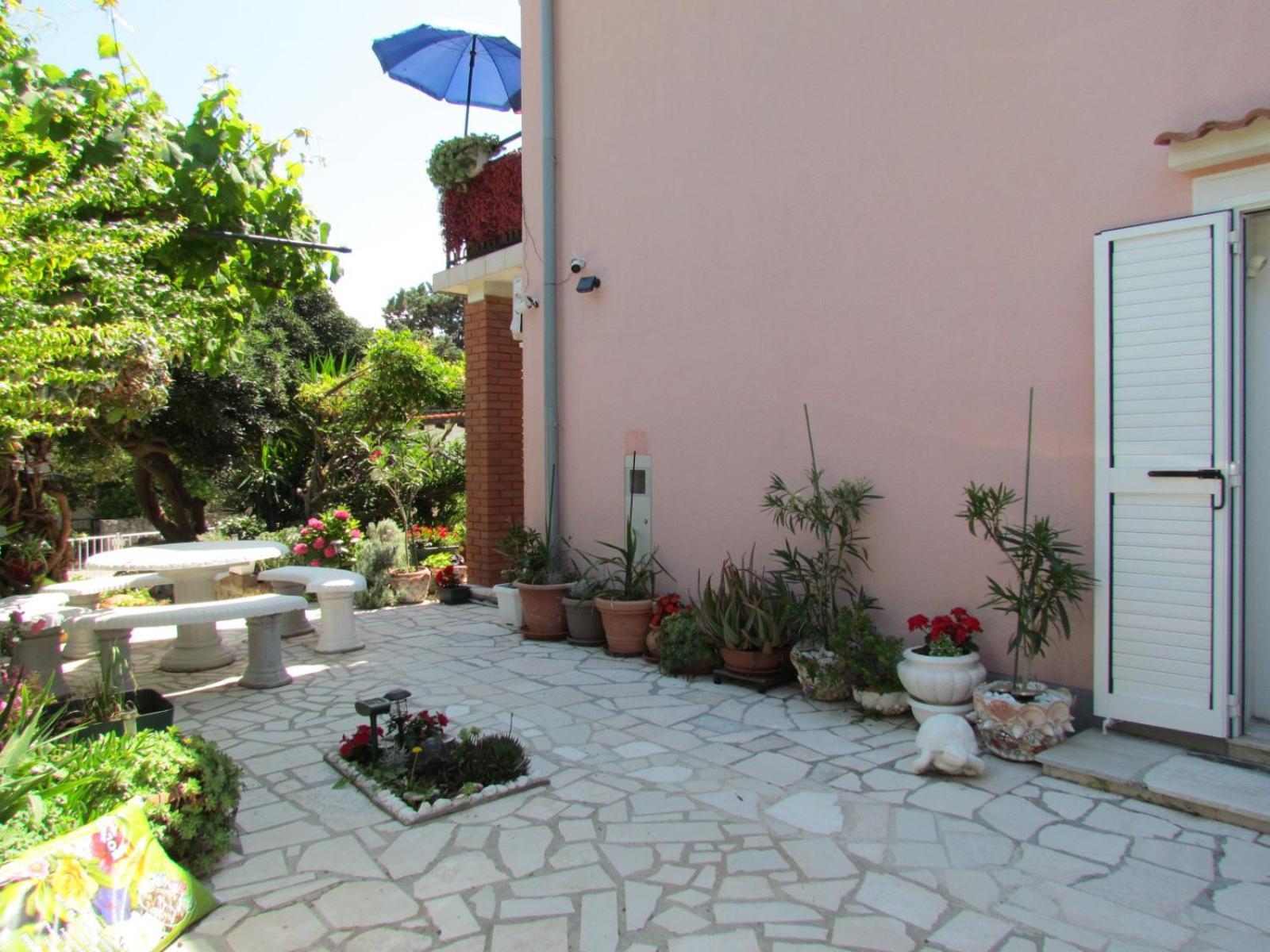 Apartments Bura & Jugo, Cres, Without Stress ภายนอก รูปภาพ