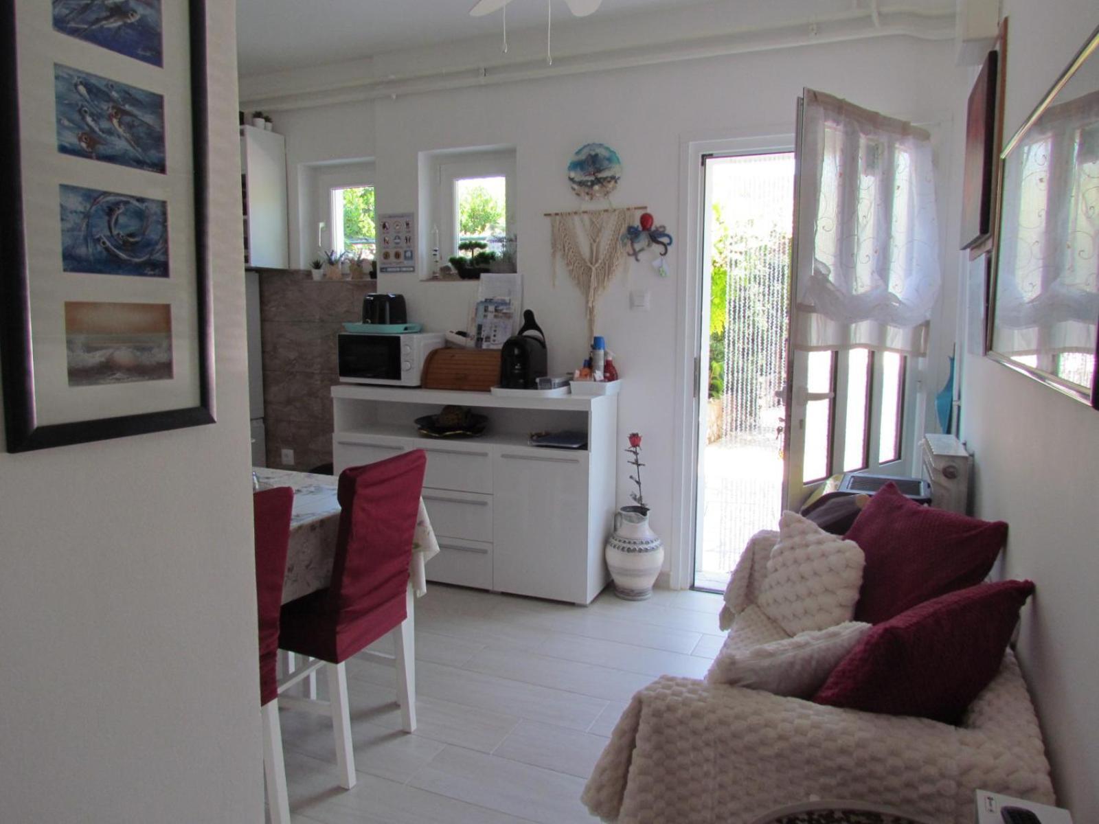 Apartments Bura & Jugo, Cres, Without Stress ภายนอก รูปภาพ